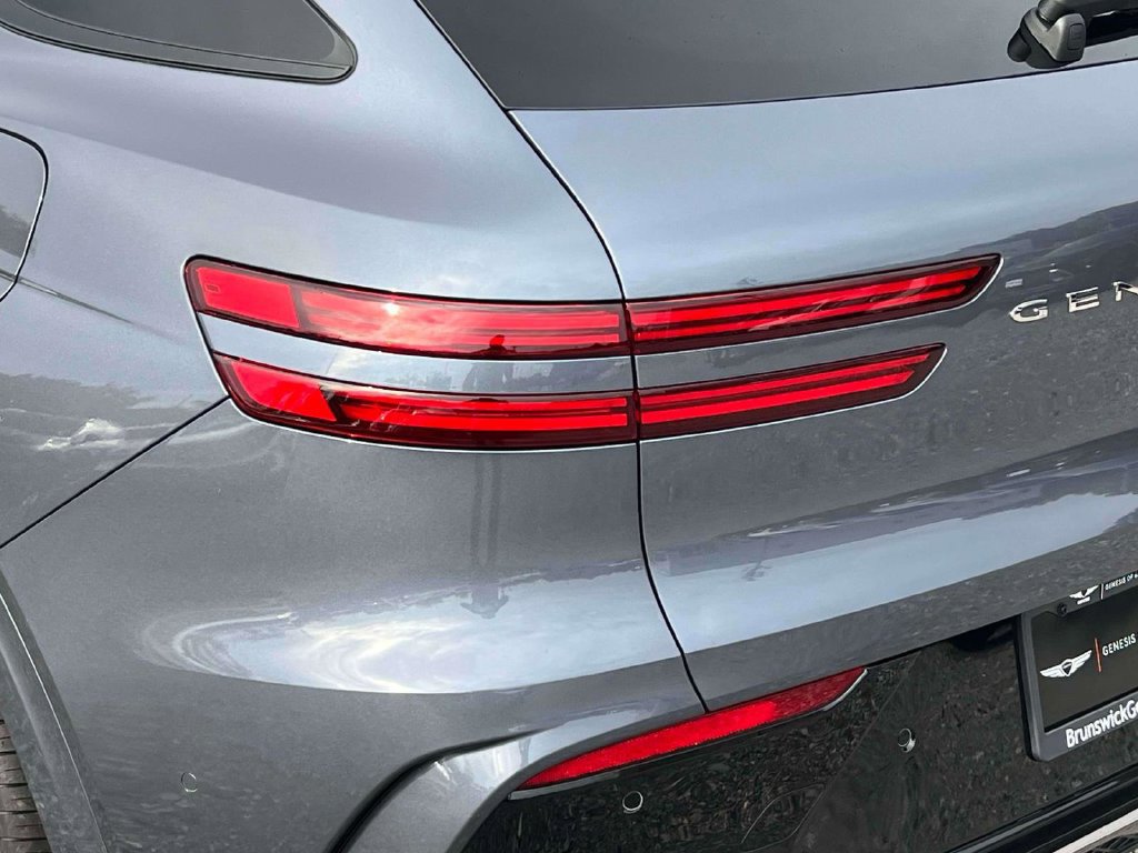 New 2027 Genesis GV70 2.5T Sport Prestige w/ Tow Package AWD/4WD image 7