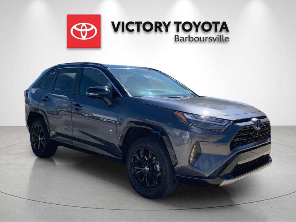 Used 2024 Toyota RAV4 XSE w/ Advanced Technology Package image 5
