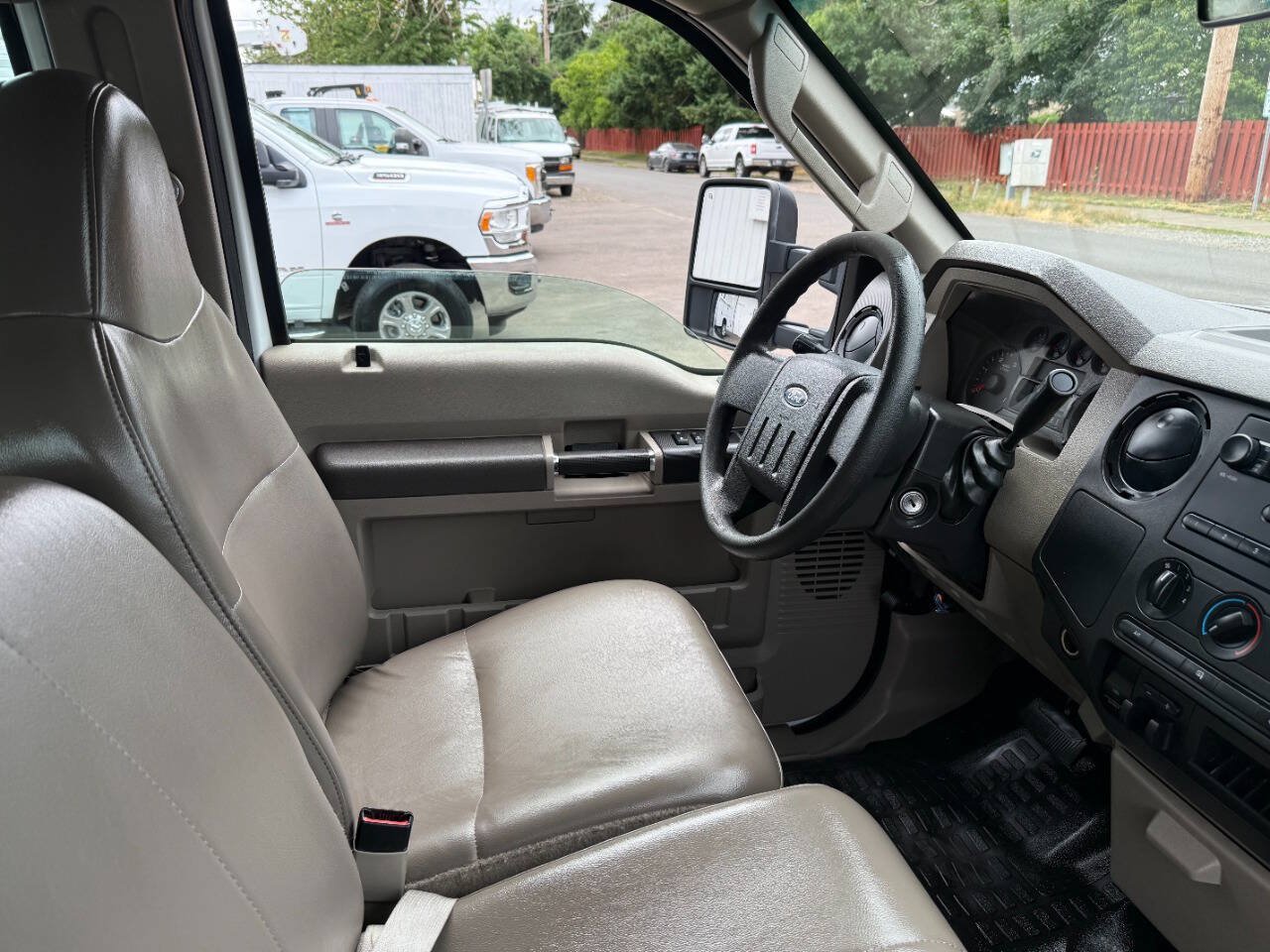 Used 2008 Ford F450 Lariat RWD image 16