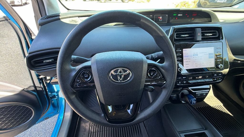 Used 2022 Toyota Prius L Eco FWD image 26