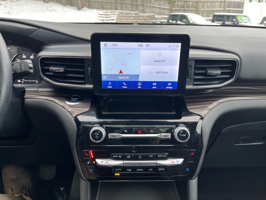 Used 2022 Ford Explorer Limited image 21