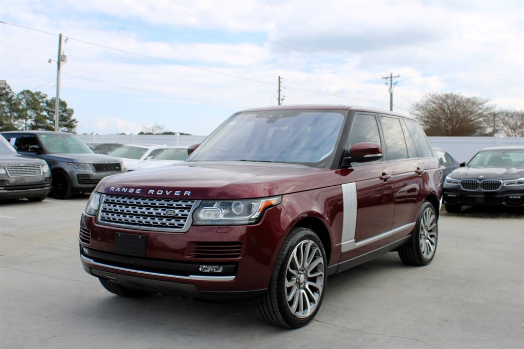 Used 2017 Land Rover Range Rover HSE image 3