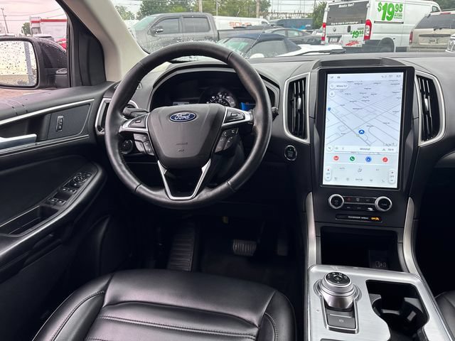 Used 2022 Ford Edge SEL w/ Convenience Package AWD/4WD image 11