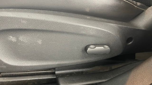 Used 2020 Chevrolet Sonic Premier image 35