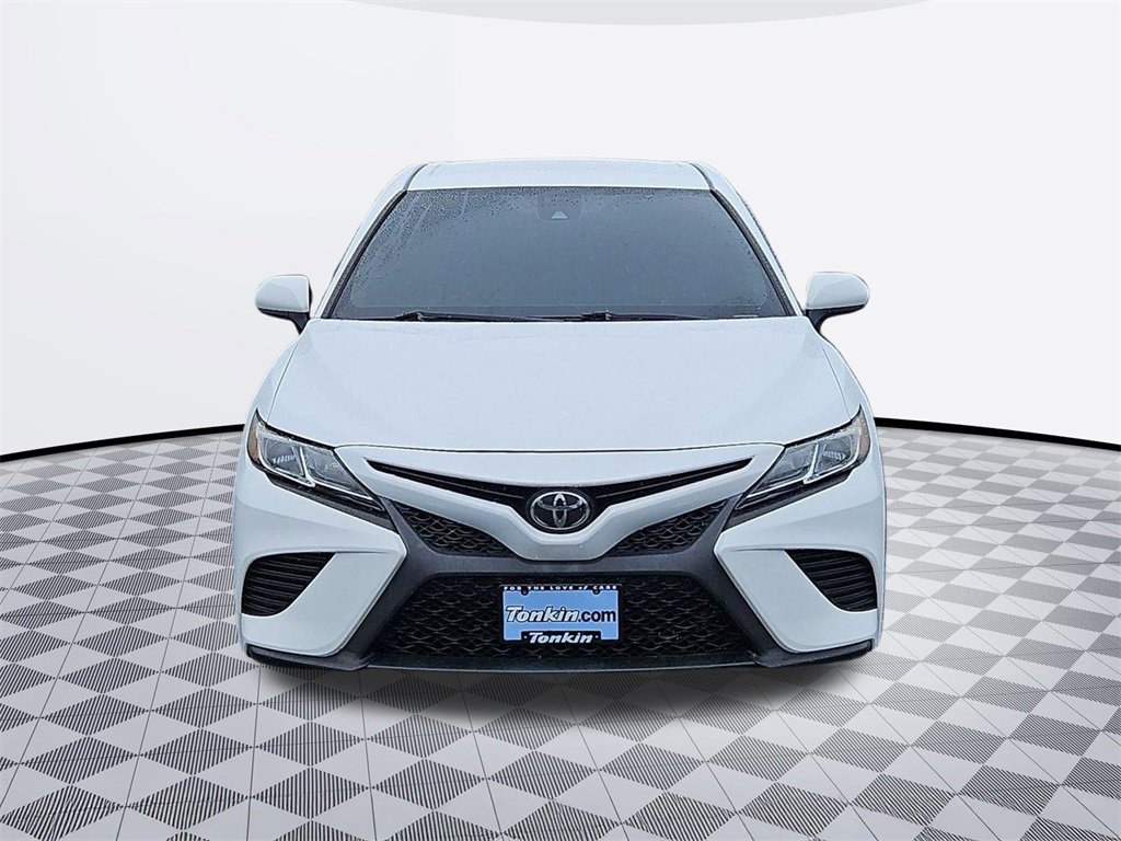 Used 2020 Toyota Camry SE image 9