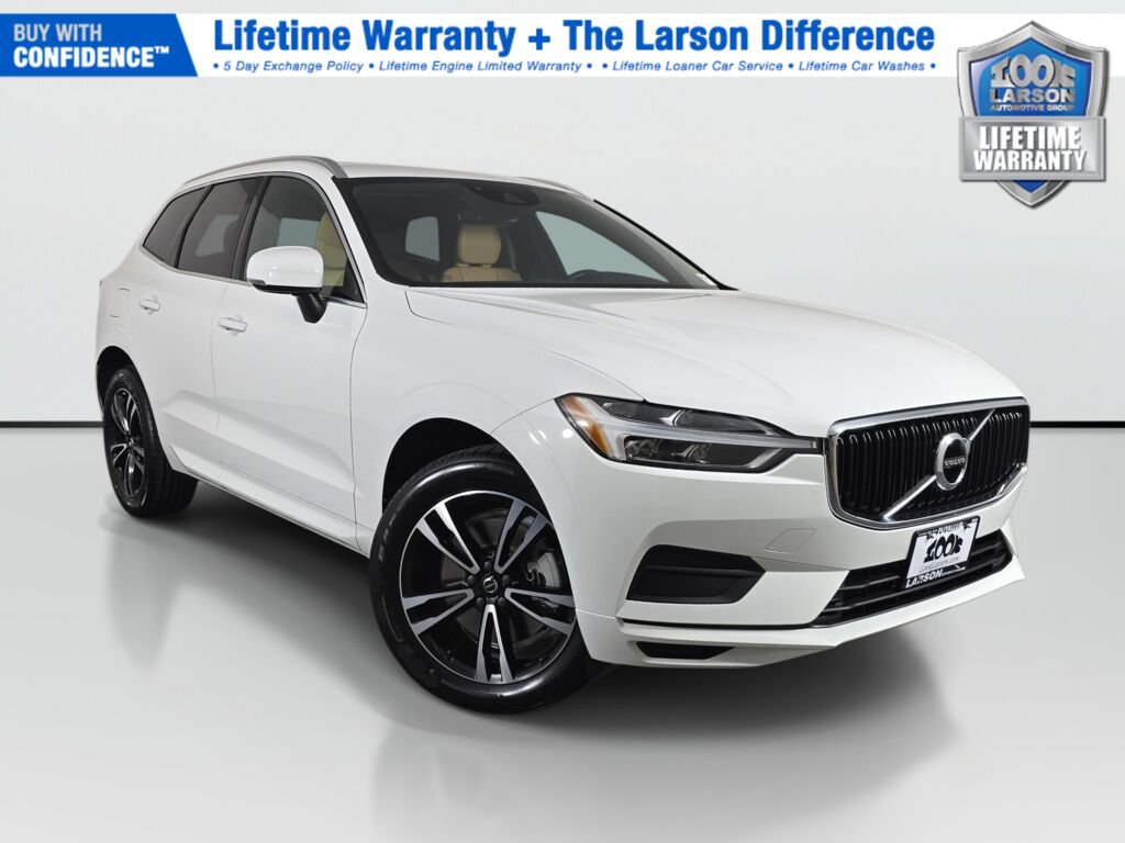 Used 2020 Volvo XC60 T6 Momentum AWD/4WD image 1