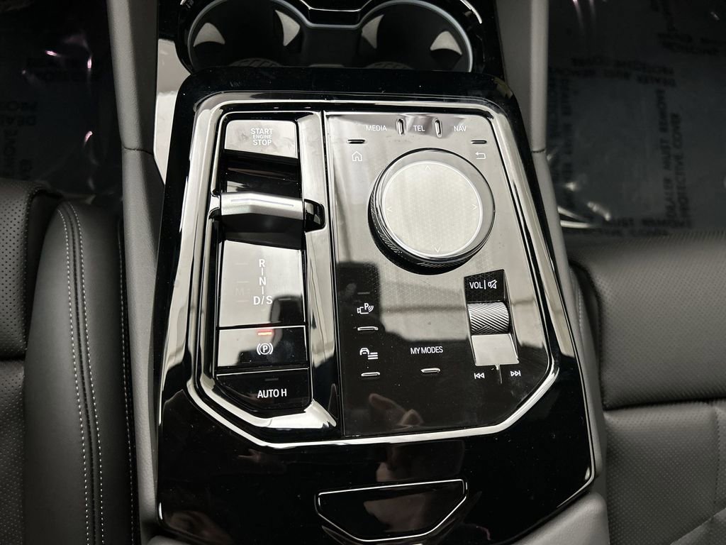 Certified 2025 BMW 530i xDrive image 21