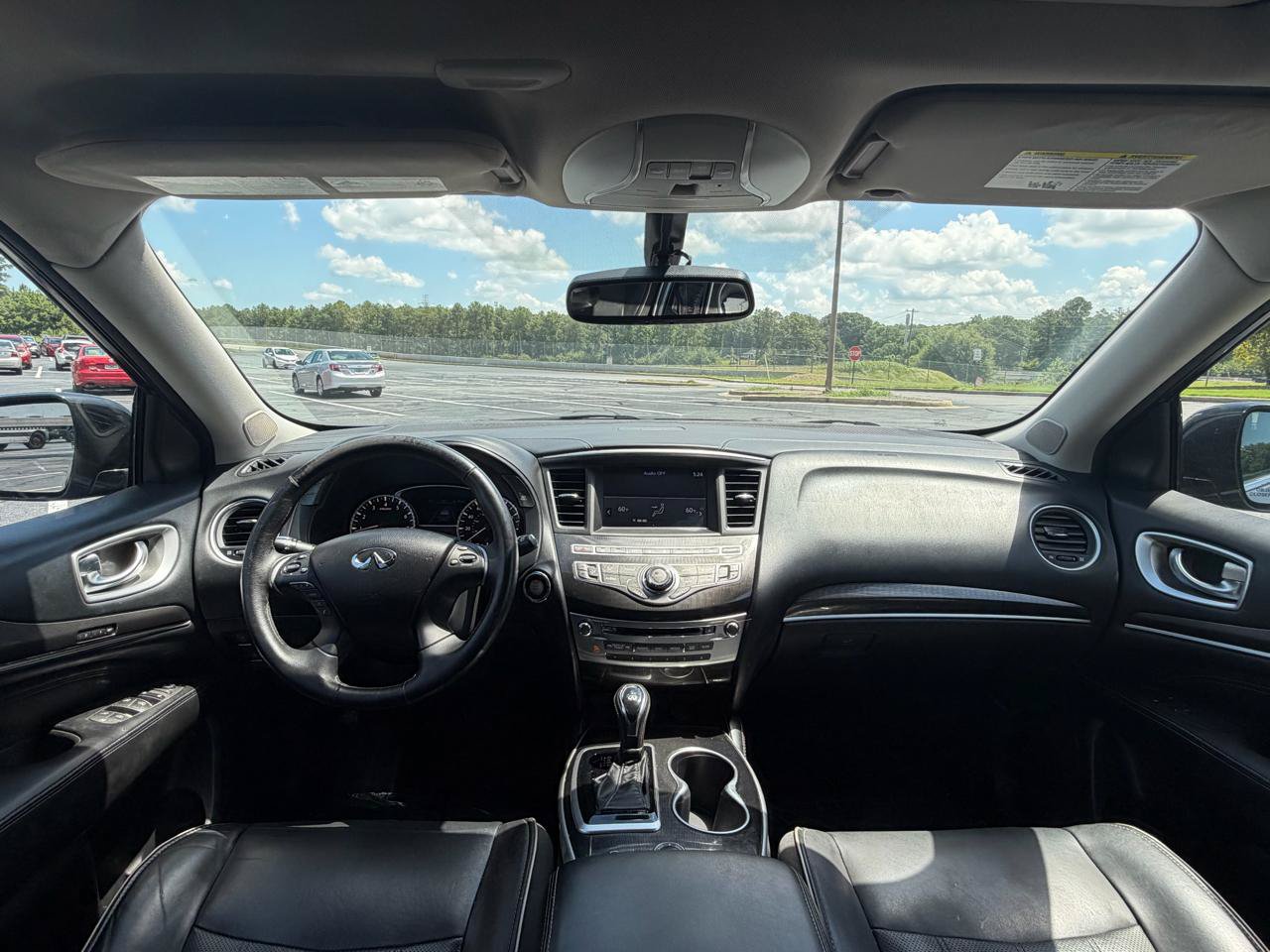Used 2018 INFINITI QX60 Luxe w/ Premium Package AWD/4WD image 18