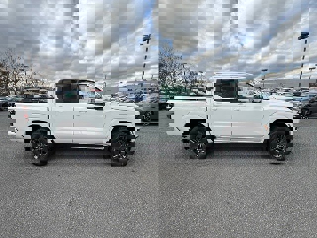 New 2026 Nissan Frontier SV w/ SV Convenience Package image 4