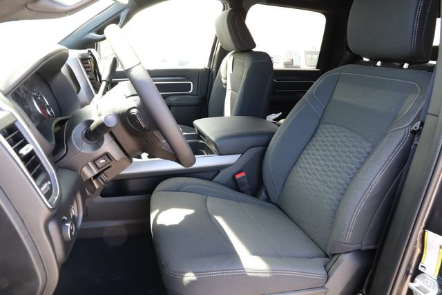 New 2026 RAM 2500 Big Horn AWD/4WD image 14