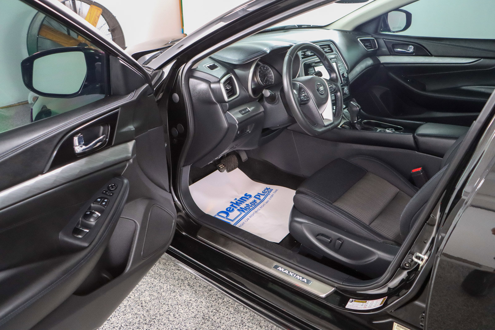 Used 2018 Nissan Maxima 3.5 S FWD image 3