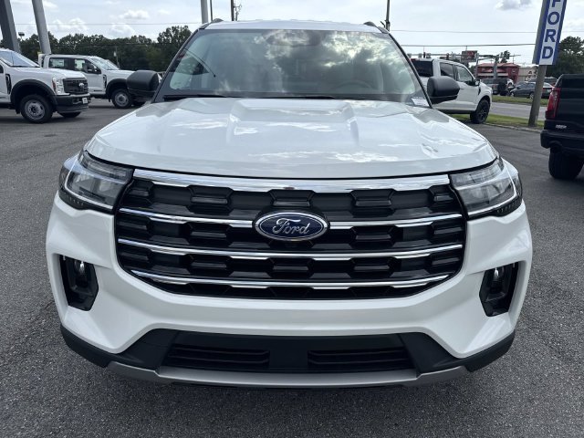 New 2026 Ford Explorer Active w/ Active Comfort Package RWD image 2