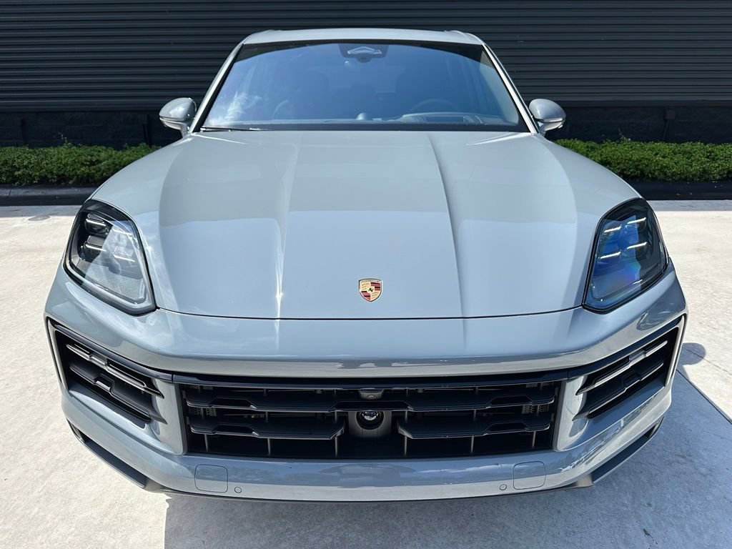 Used 2026 Porsche Cayenne E-Hybrid AWD/4WD image 8
