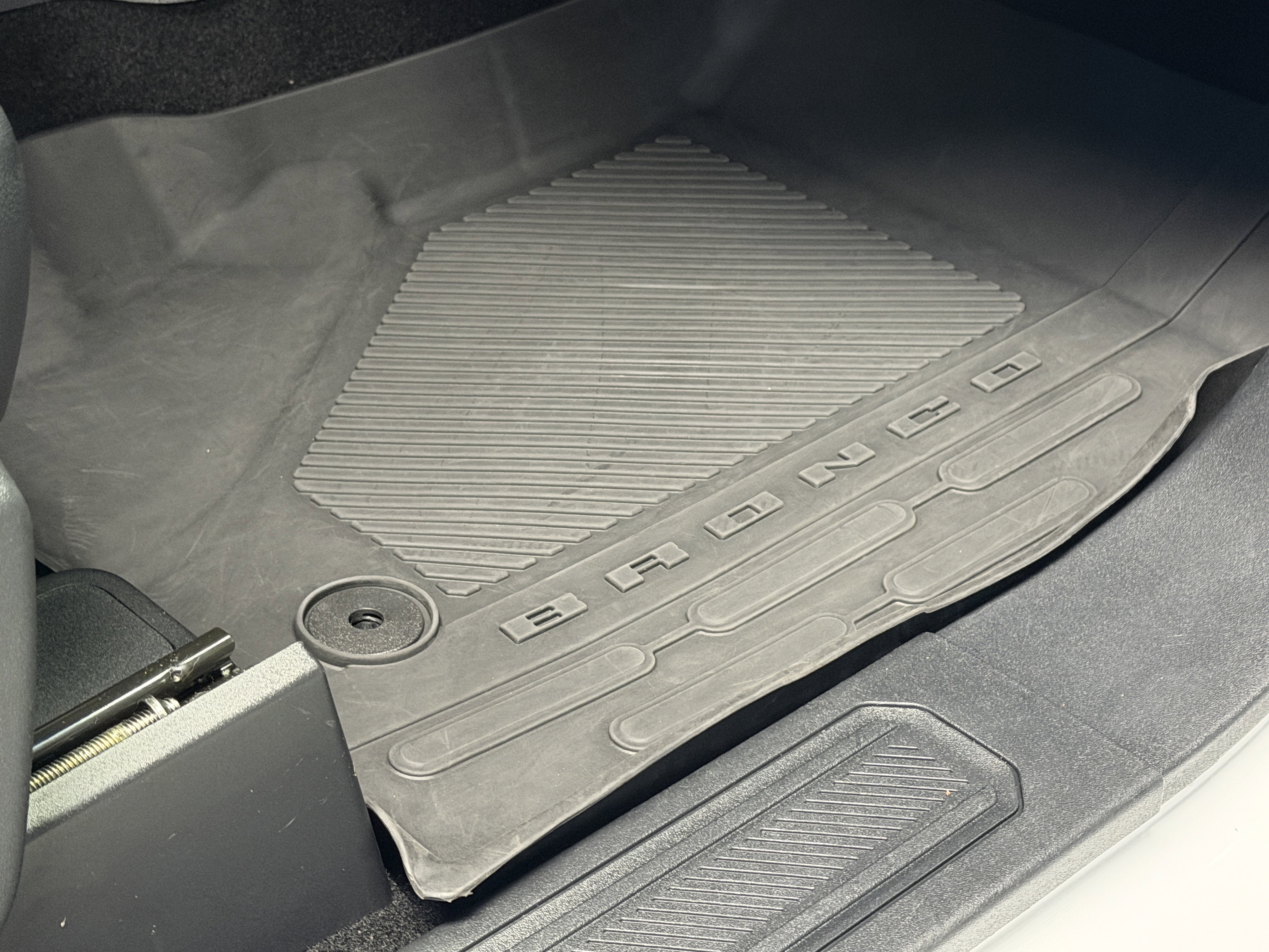 Used 2025 Ford Bronco Outer Banks image 28