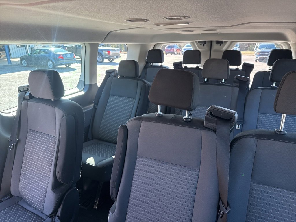 Used 2023 Ford Transit 350 XLT image 12