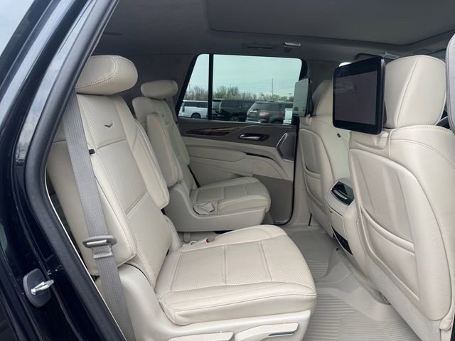 Certified 2023 Cadillac Escalade Premium Luxury Platinum image 18