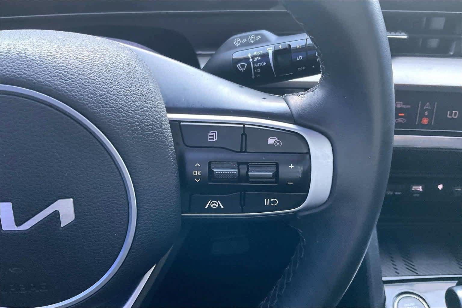 Certified 2024 Kia Sportage EX FWD image 23