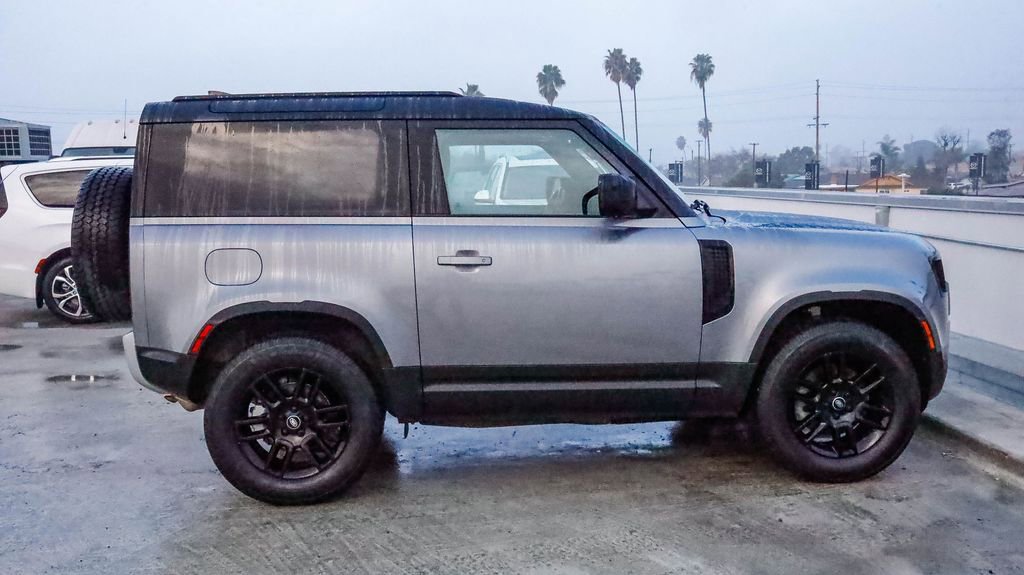 Used 2023 Land Rover Defender 90 S image 13