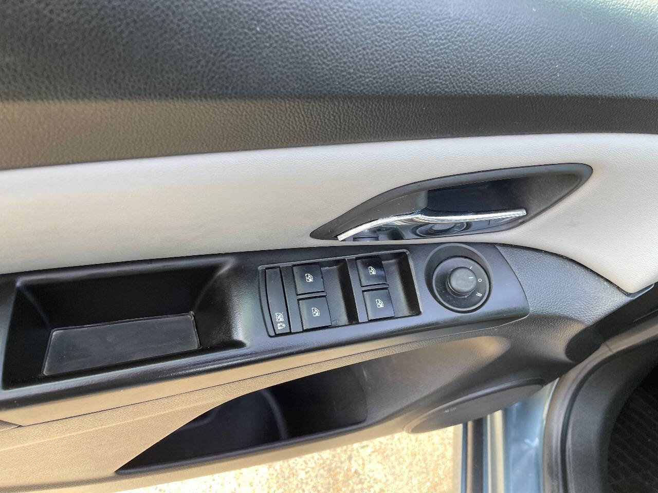 Used 2012 Chevrolet Cruze LS w/ Connectivity Package image 11