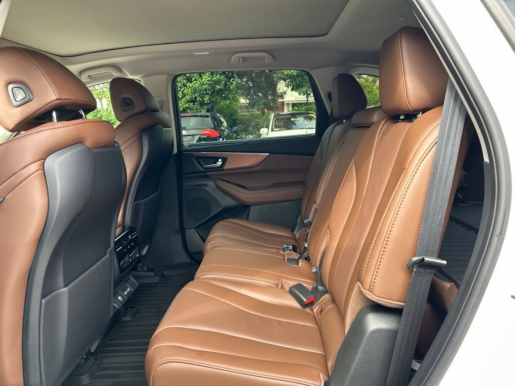 Used 2024 Acura MDX SH-AWD w/ Technology Package image 21