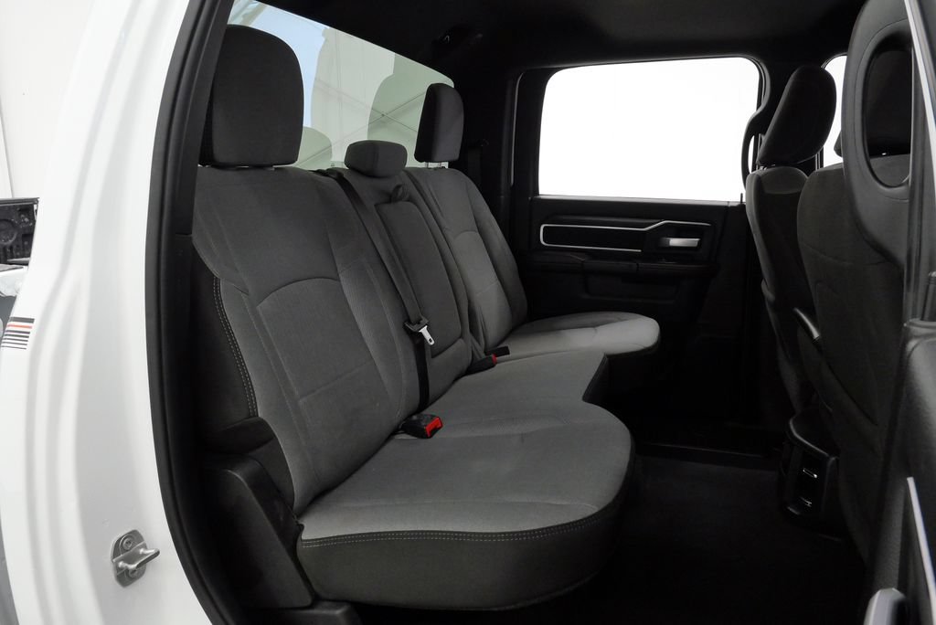 Used 2024 RAM 2500 Big Horn AWD/4WD image 18