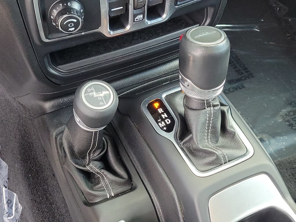 Used 2020 Jeep Gladiator Overland AWD/4WD image 26