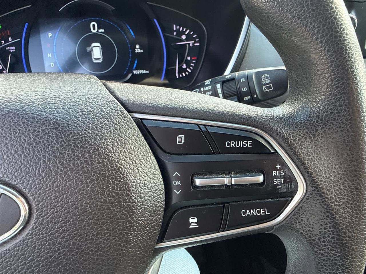 Used 2019 Hyundai Santa Fe SEL image 18