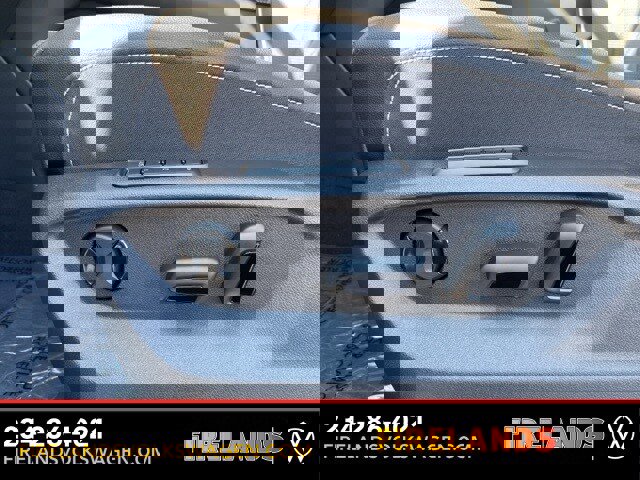 New 2026 Volkswagen Atlas Cross Sport SEL Premium R-Line image 28