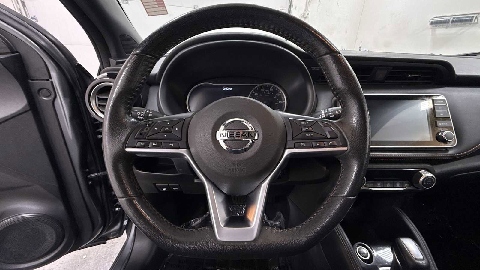 Used 2019 Nissan Kicks SR image 16