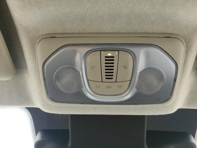 Used 2025 RAM ProMaster 2500 w/ Convenience Group FWD image 20