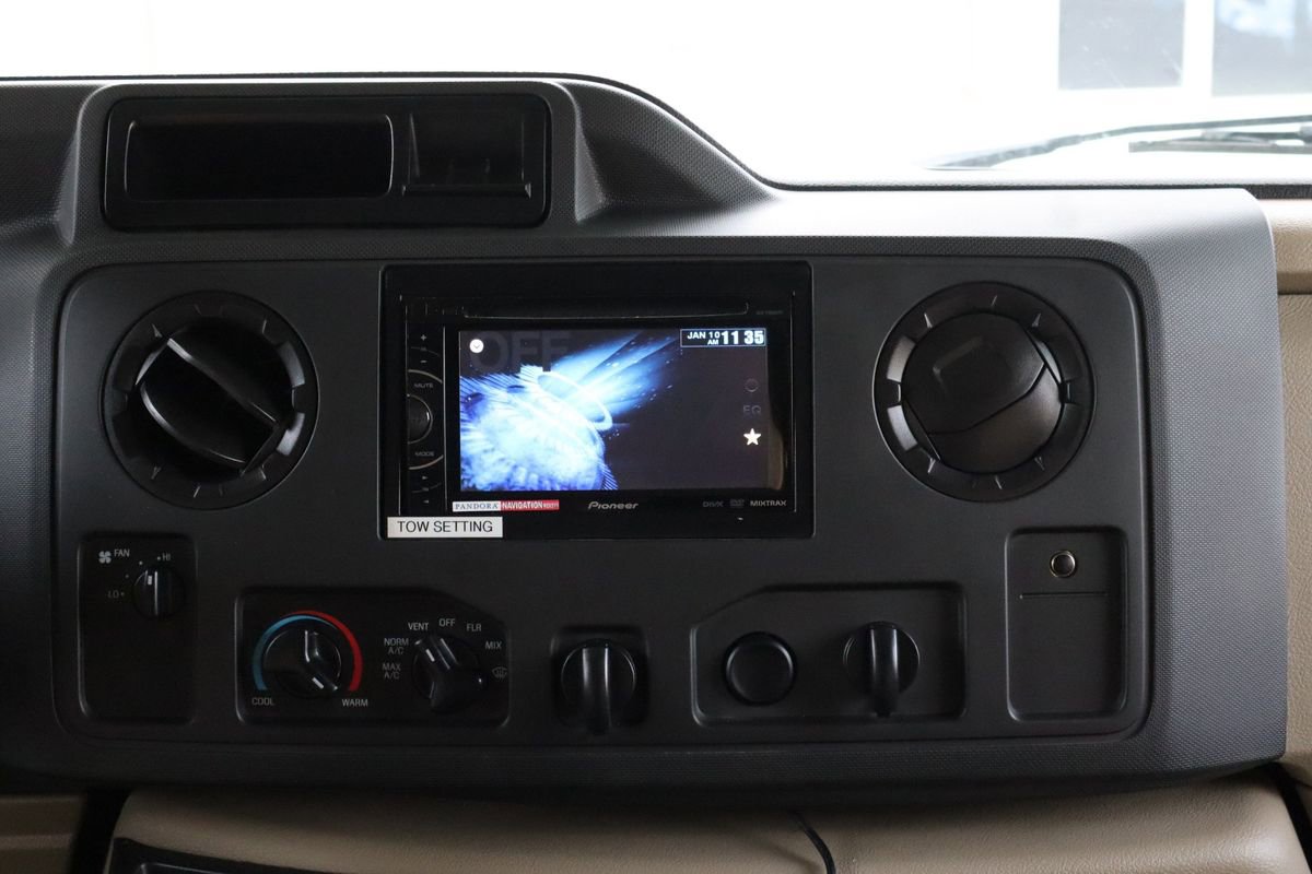 Used 2015 Ford E-450 and Econoline 450 Super Duty w/ Motorhome Prep Package image 62