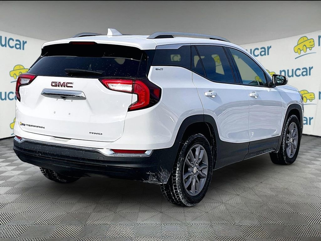 Used 2024 GMC Terrain SLT image 6