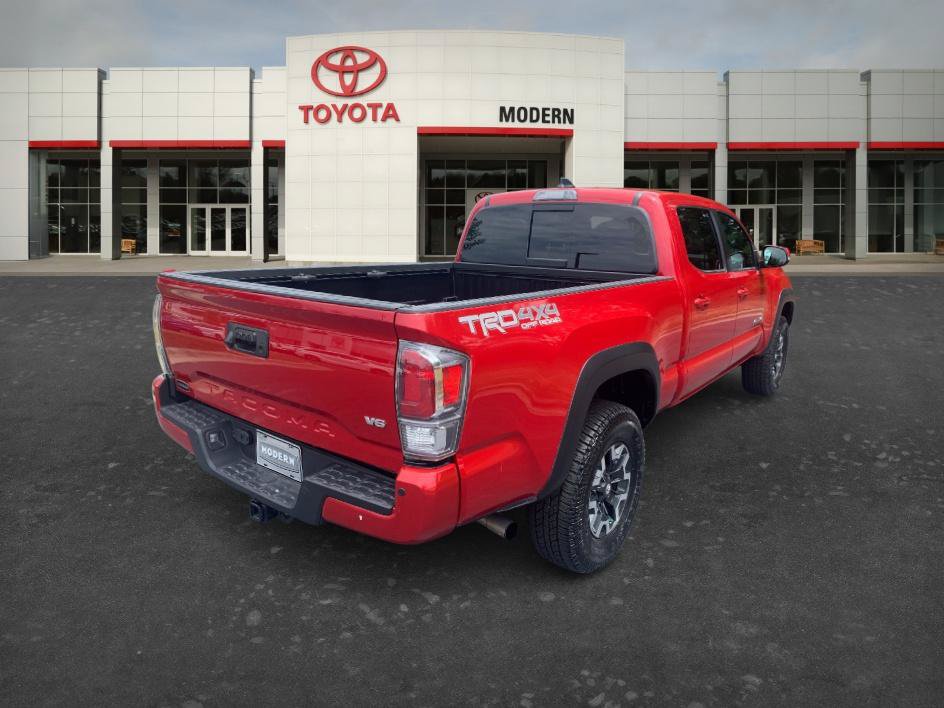 Certified 2022 Toyota Tacoma TRD Off-Road w/ Technology Package AWD/4WD image 5