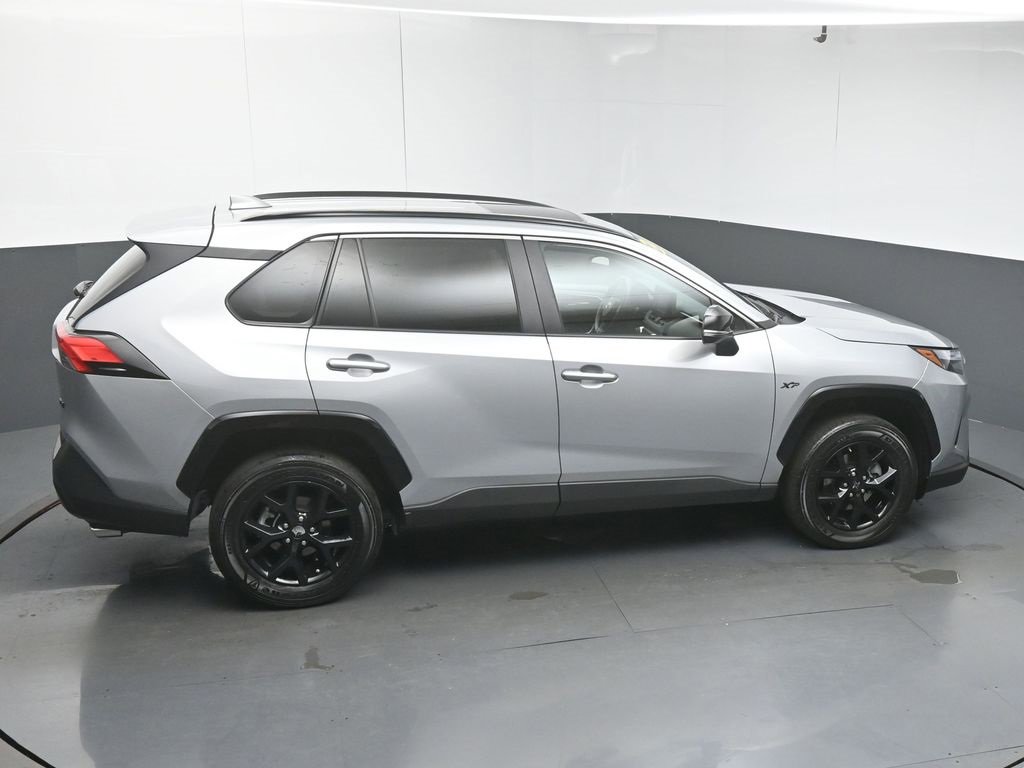 Used 2022 Toyota RAV4 XLE image 47