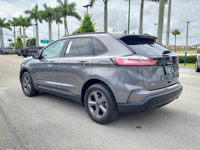Certified 2023 Ford Edge SEL w/ Sport Appearance Package AWD/4WD image 5