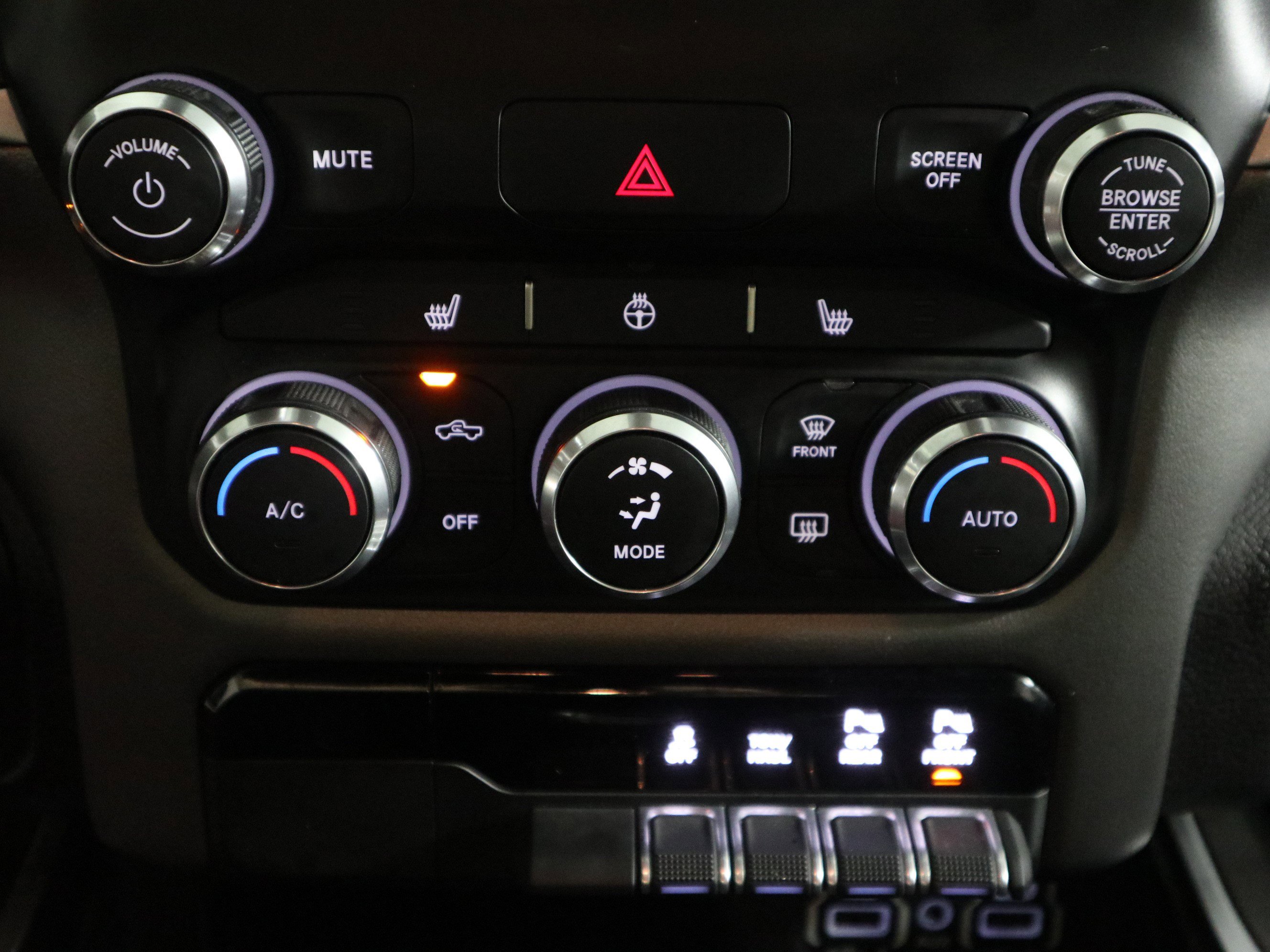 Used 2022 RAM 1500 Big Horn AWD/4WD image 23