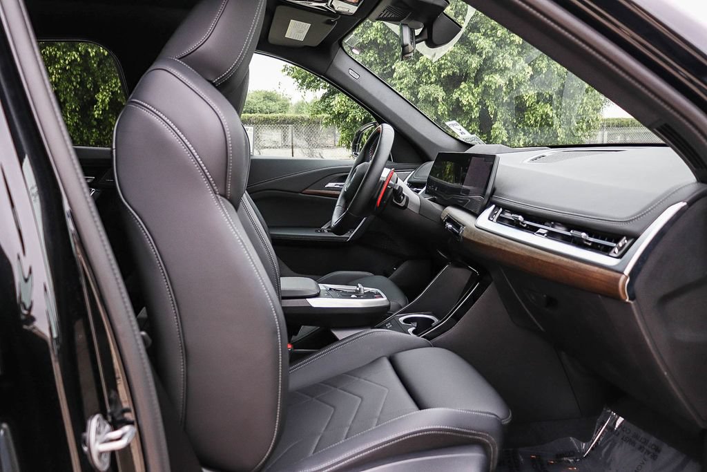 Used 2026 BMW X1 M35i w/ Technology Package AWD/4WD image 17