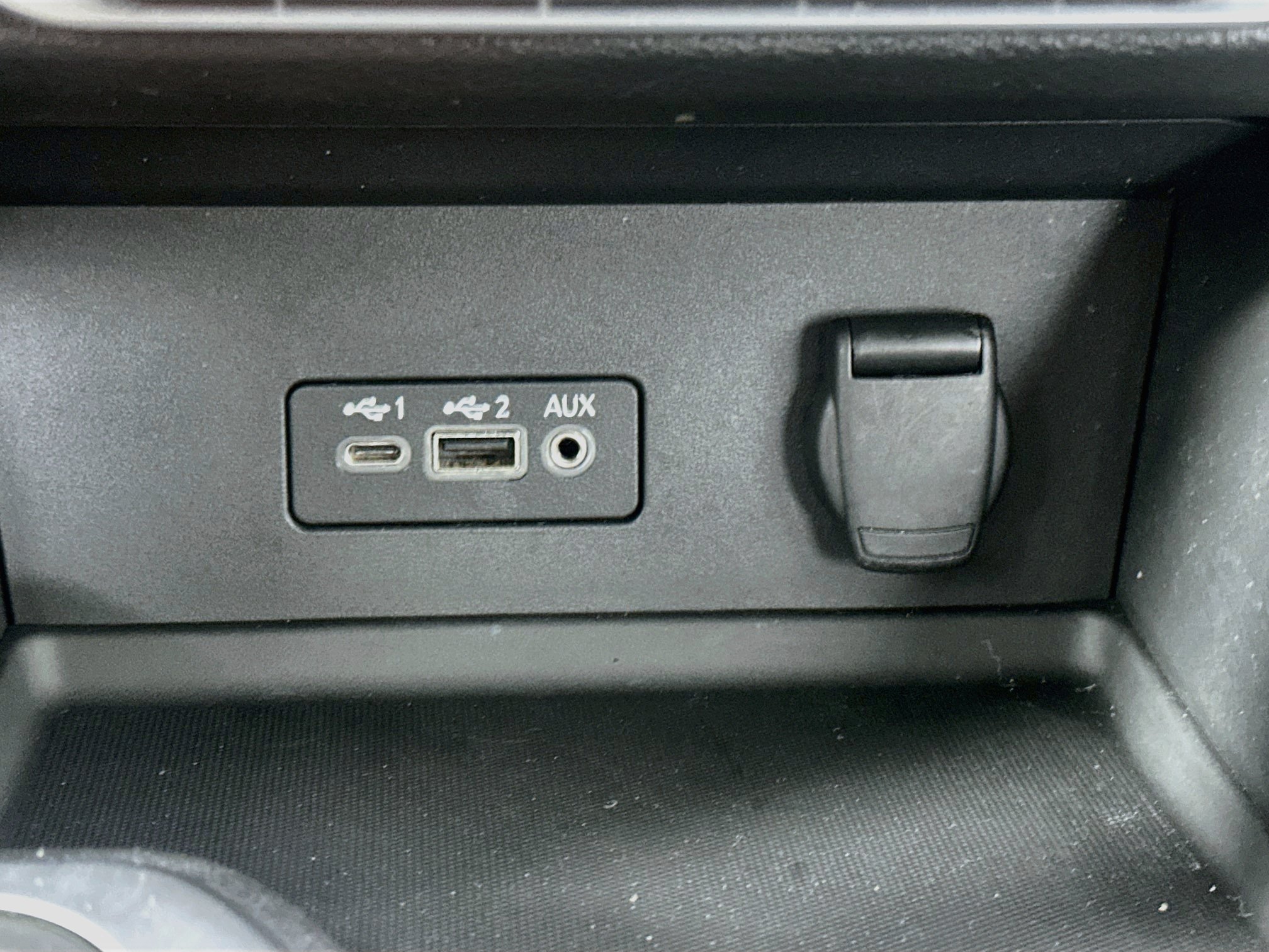 Used 2022 Nissan Sentra SV FWD image 25