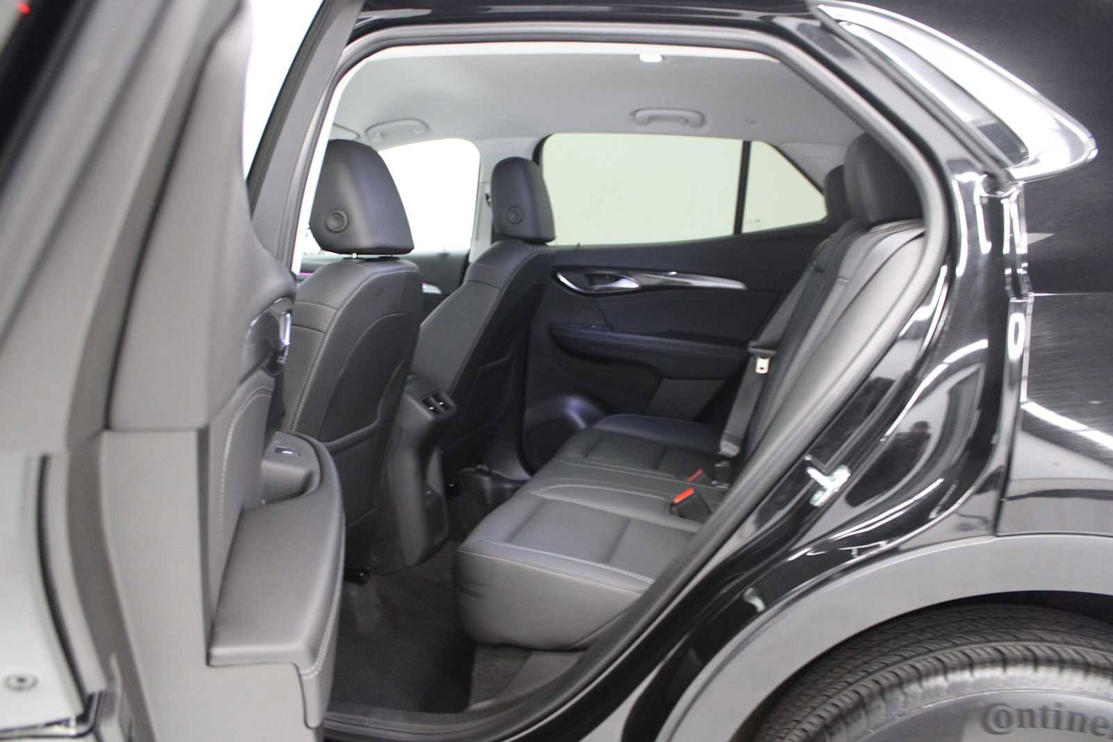 Used 2024 Buick Envision Preferred AWD/4WD image 36