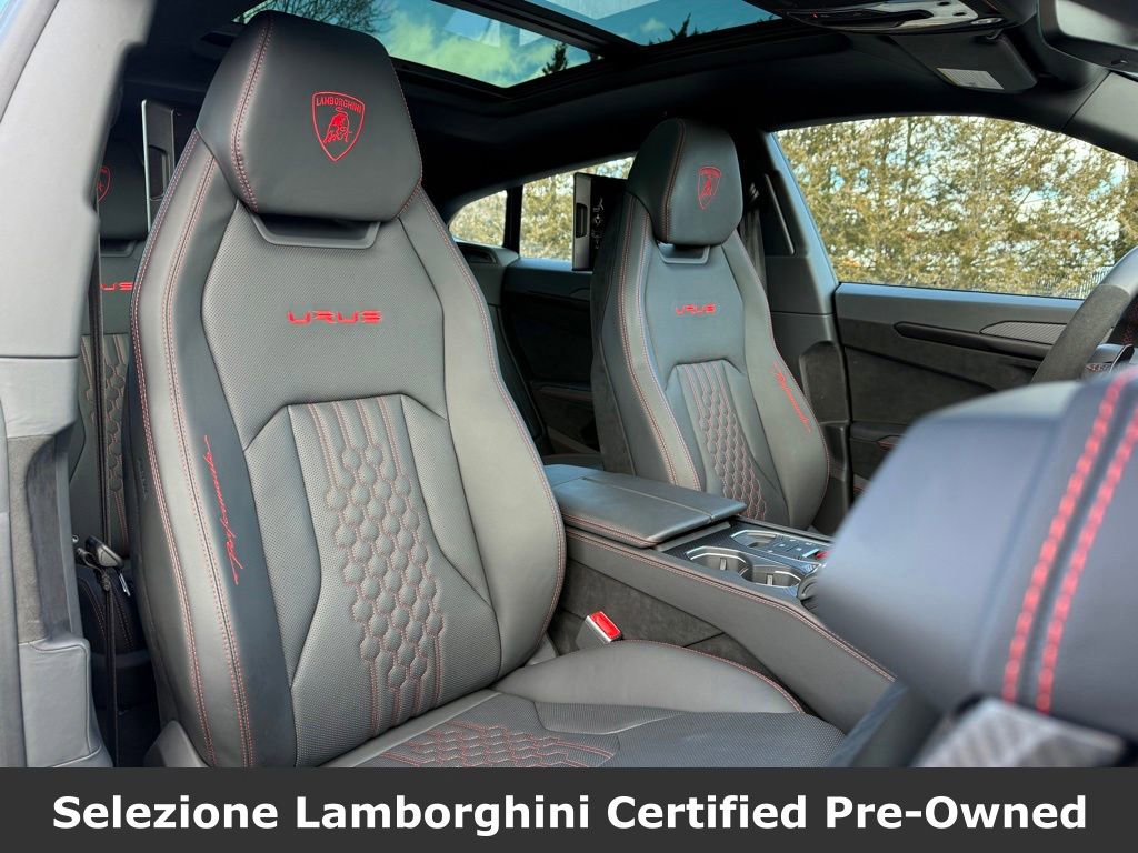 Used 2024 Lamborghini Urus Performante AWD/4WD image 47