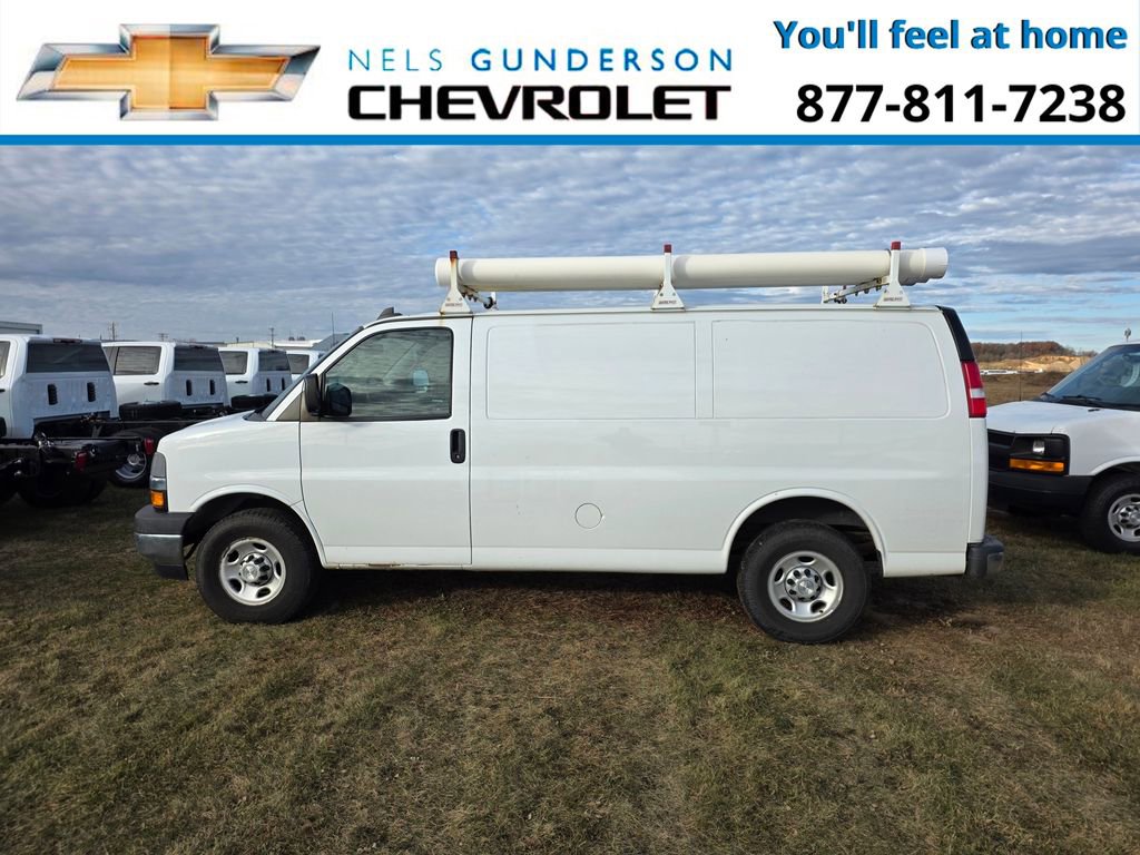 Used 2018 Chevrolet Express 3500 RWD image 3