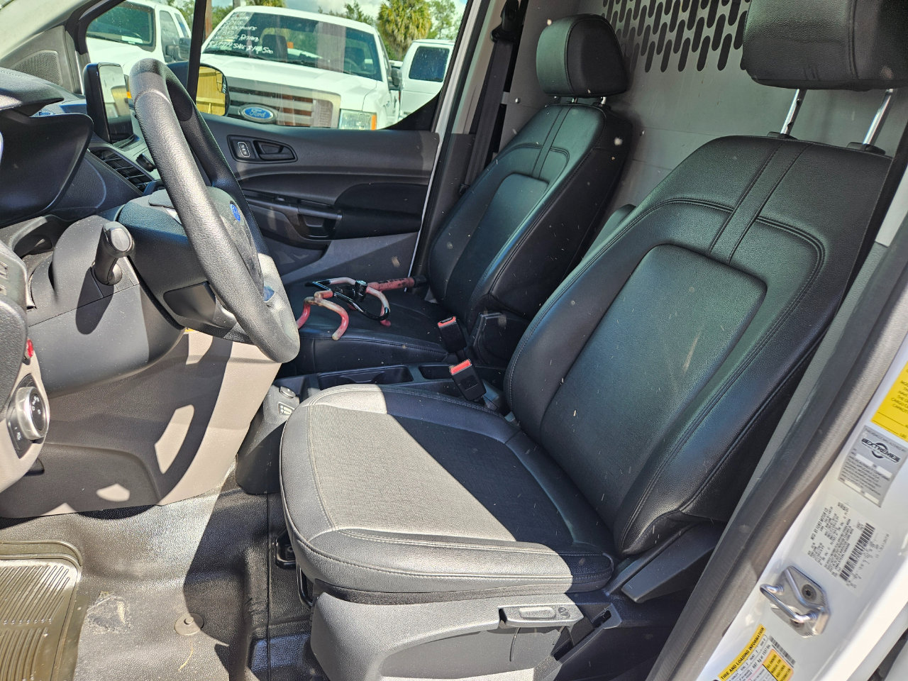 Used 2020 Ford Transit Connect XL image 7