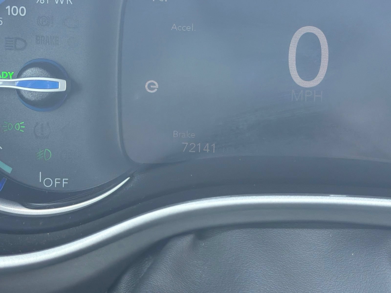 Used 2025 Chrysler Pacifica Select FWD image 25