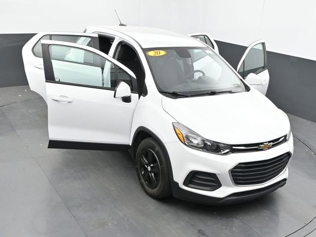 Used 2020 Chevrolet Trax LS FWD image 39