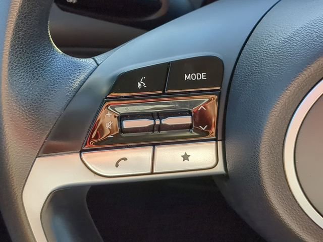 Used 2023 Hyundai Tucson SE image 21