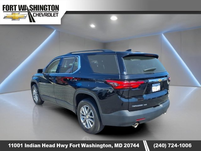 Used 2023 Chevrolet Traverse LT w/ Rear Camera Mirror Package AWD/4WD image 5
