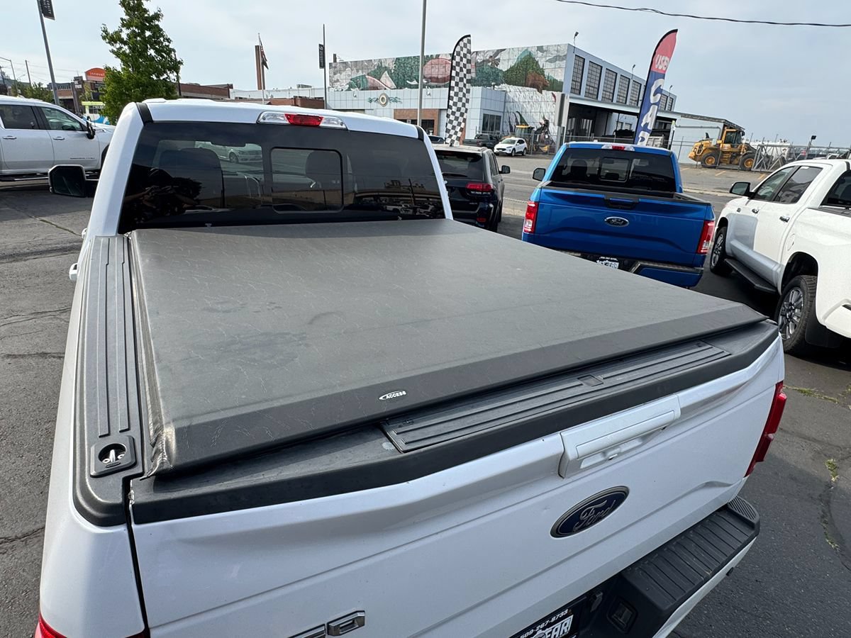 Used 2015 Ford F150 Lariat w/ Equipment Group 501A Mid AWD/4WD image 8