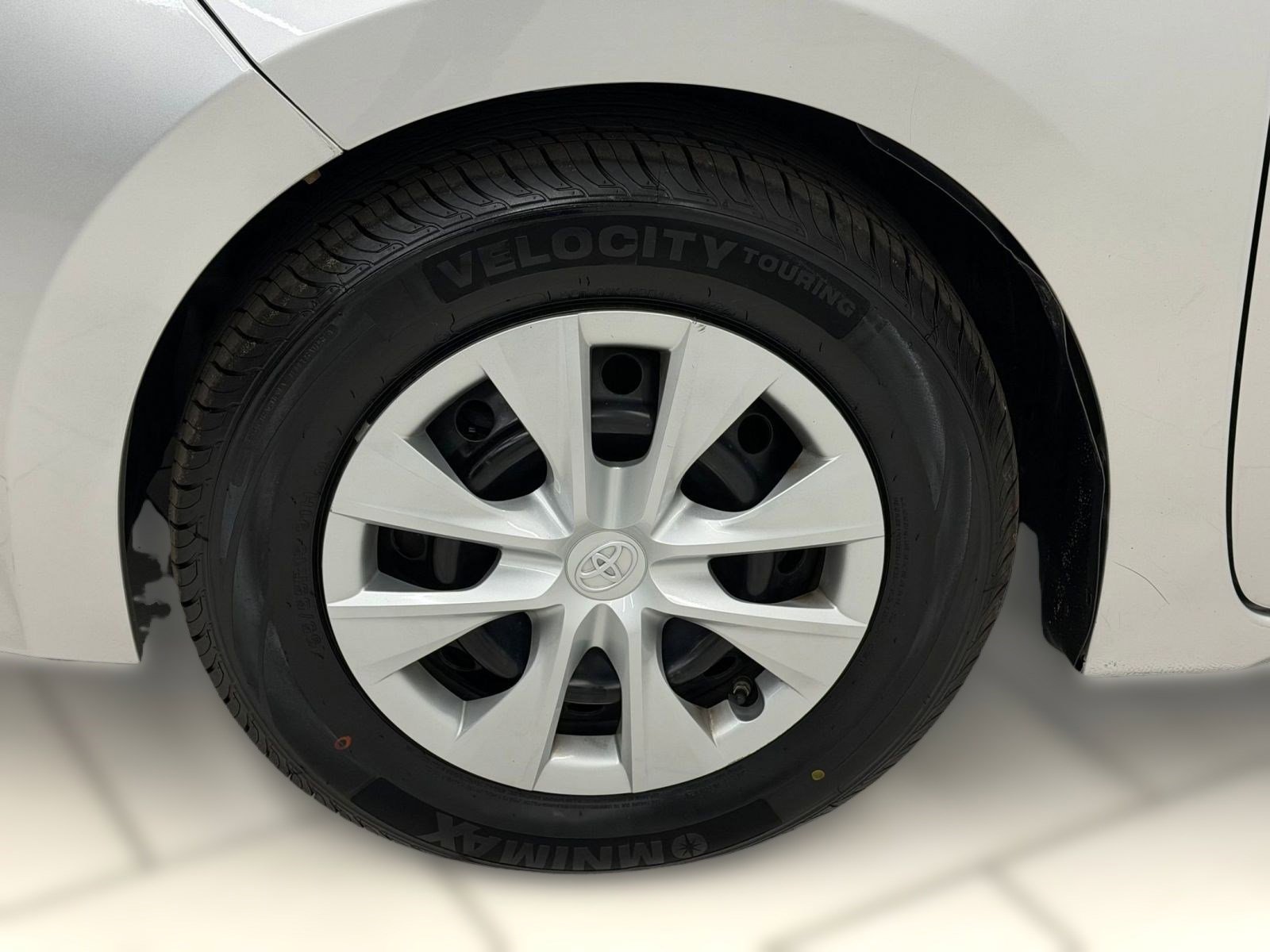 Used 2016 Toyota Corolla L FWD image 10