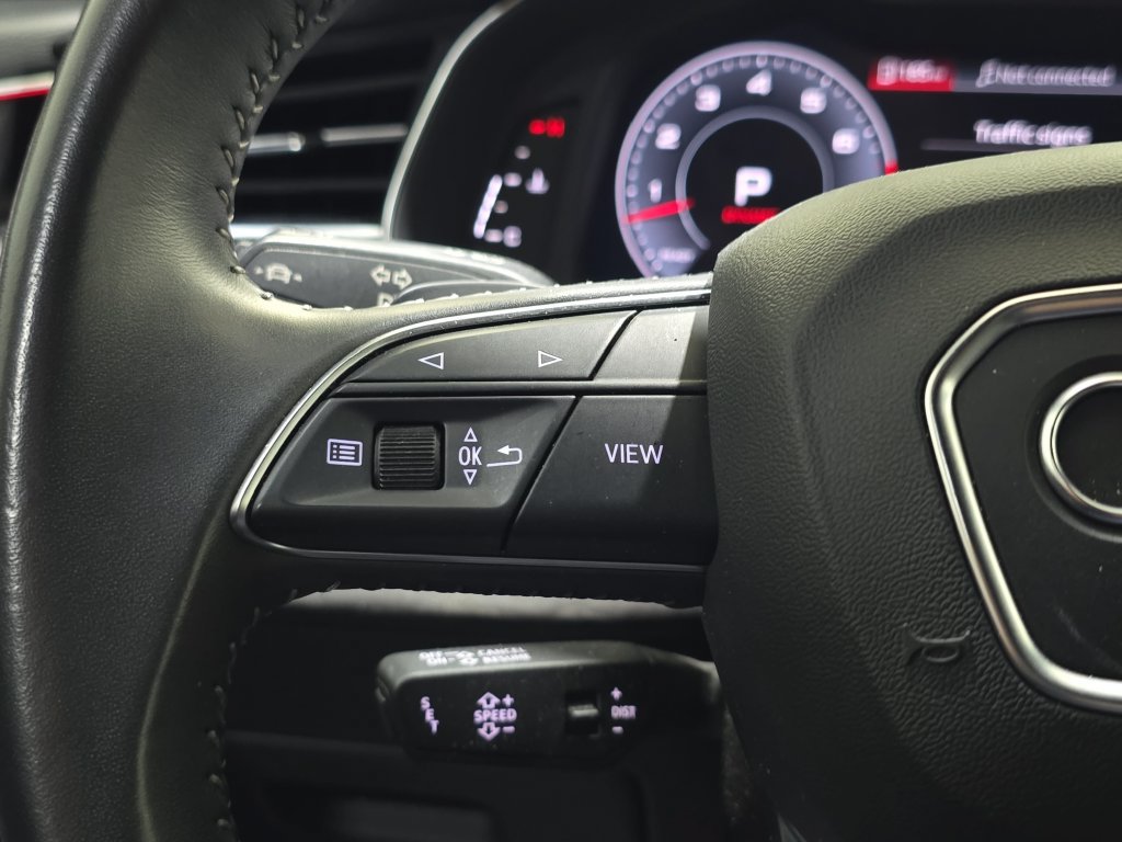 Used 2020 Audi Q8 Premium Plus AWD/4WD image 18