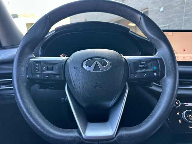 Used 2023 INFINITI QX60 Luxe w/ Cargo Package FWD image 29